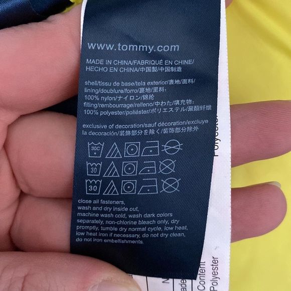 Tommy Hilfiger Packable Puffer vest Sz 3-6 months - Picture 6 of 9